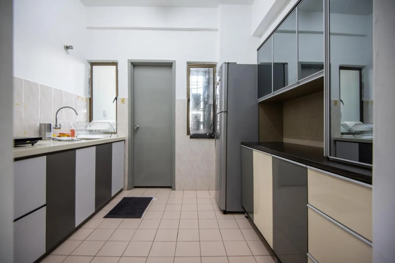 A Modern 3Br Home Near Danga Bay Free Parking Johor Bahru Lägenhet